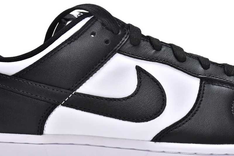 Nike Dunk Low Retro Black White Panda